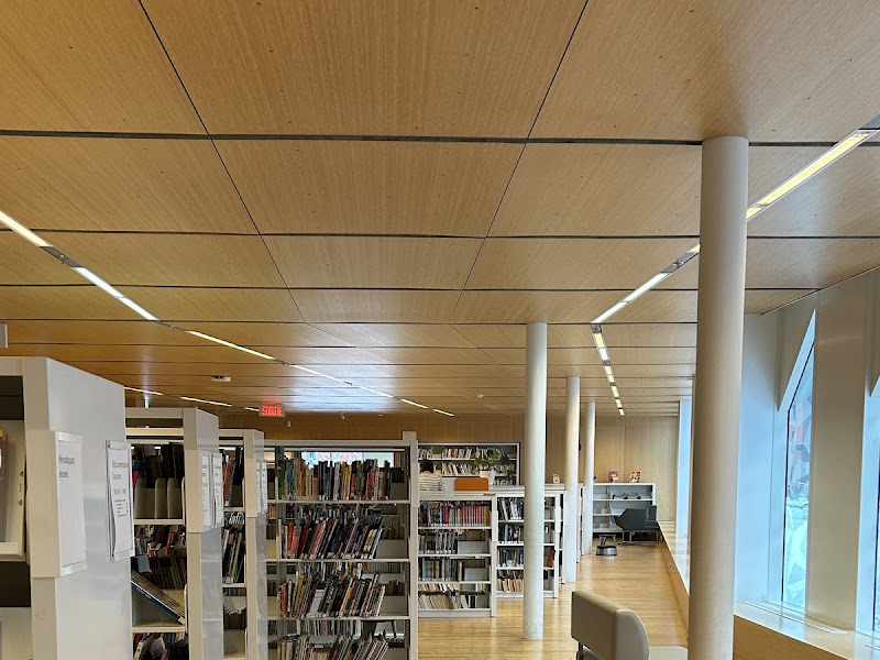 Marc-Favreau Public Library