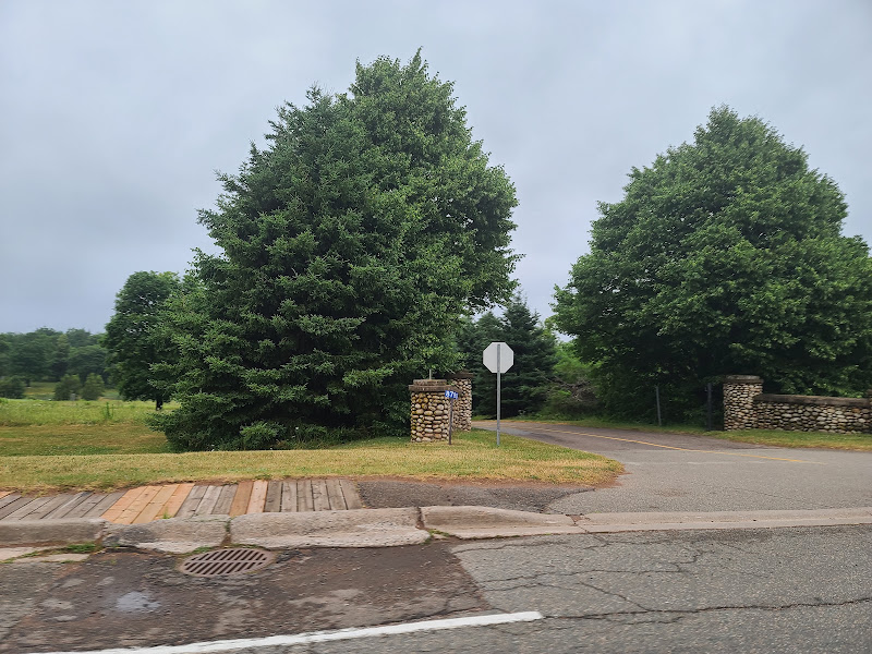 Site of Rainbow Valley Amusement Park