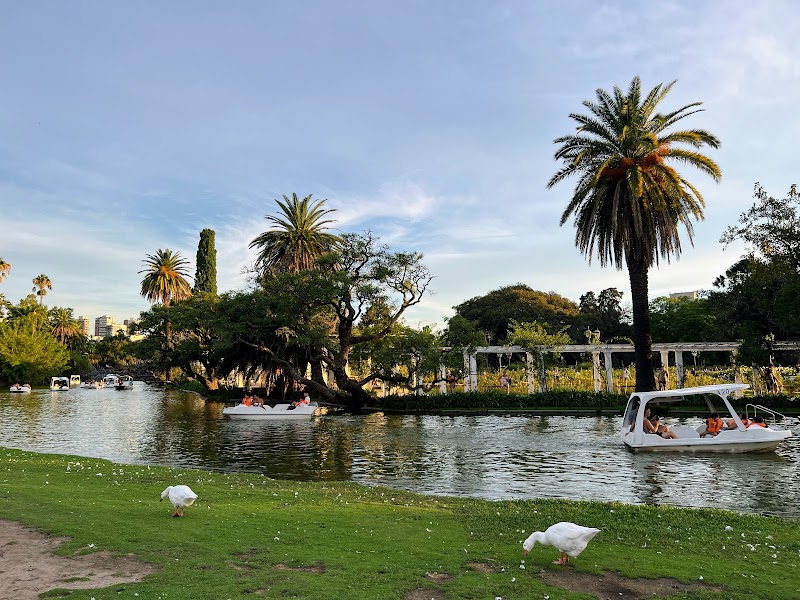 PLAZOLETA Enrique García Velloso