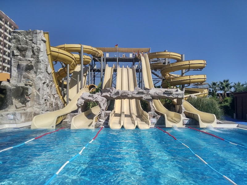 Aska Lara Resort - Wet'n Wild Park