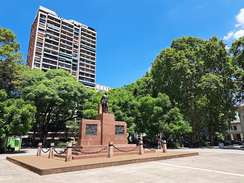 Plaza Manuel Belgrano (Plaza de López)