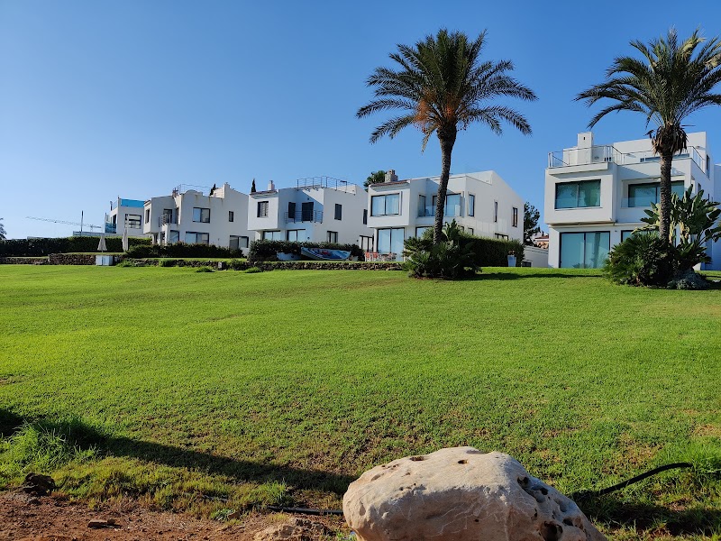Sirena Bay Beach