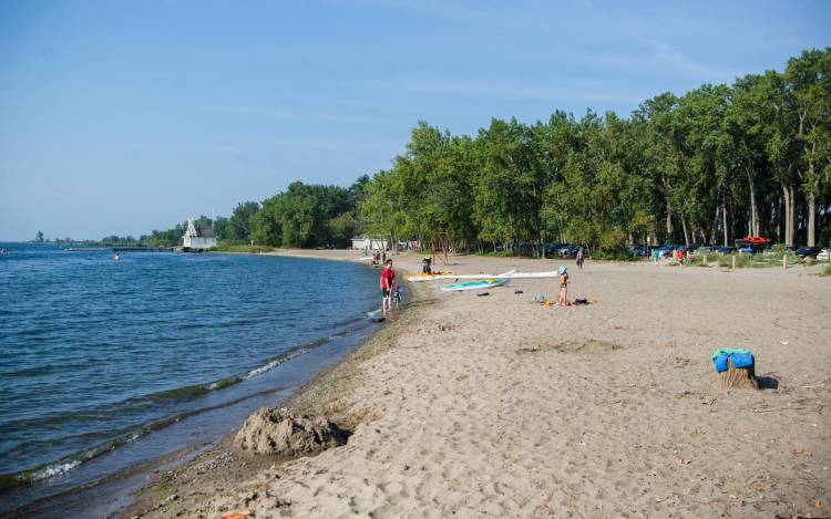 Lakeview Park Beach