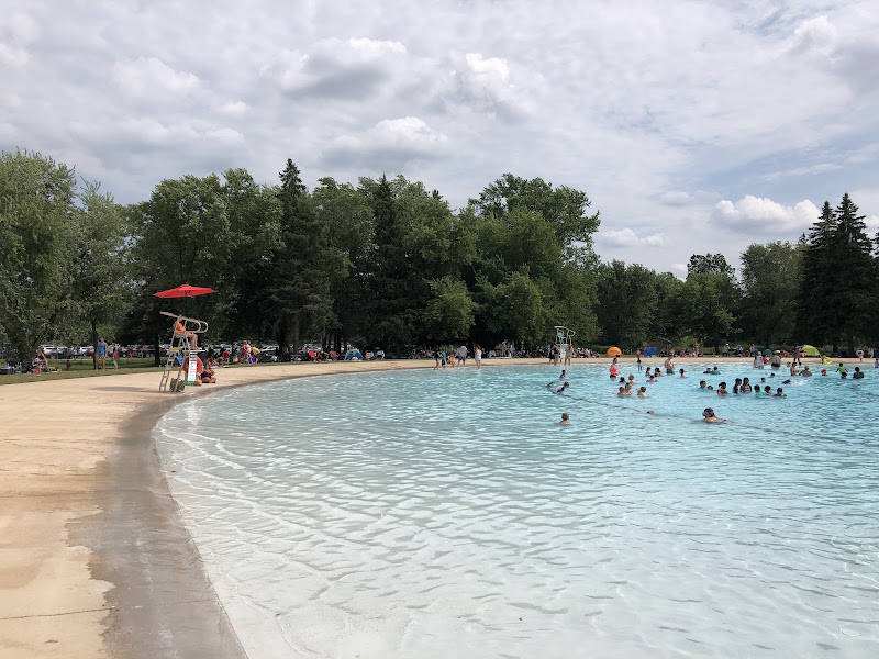 Kiwanis Outdoor Pool