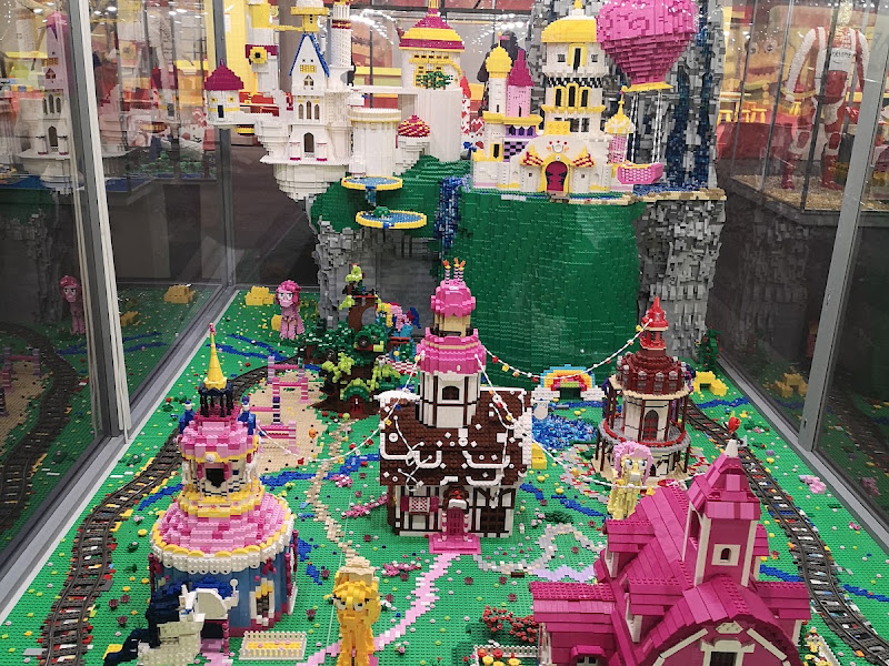 Exposición Piezas Lego