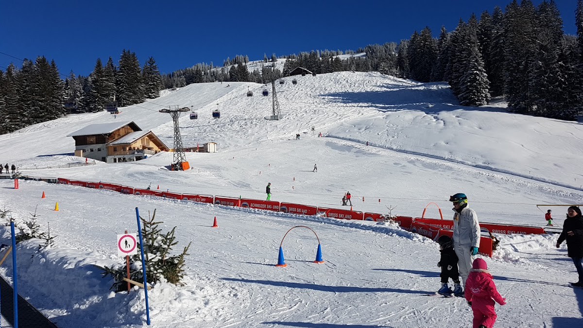 Snow Kids Village Schönried