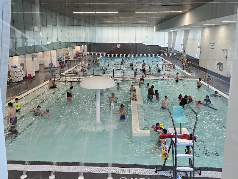 Ethennonnhawahstihnen' Community Recreation Centre and Library