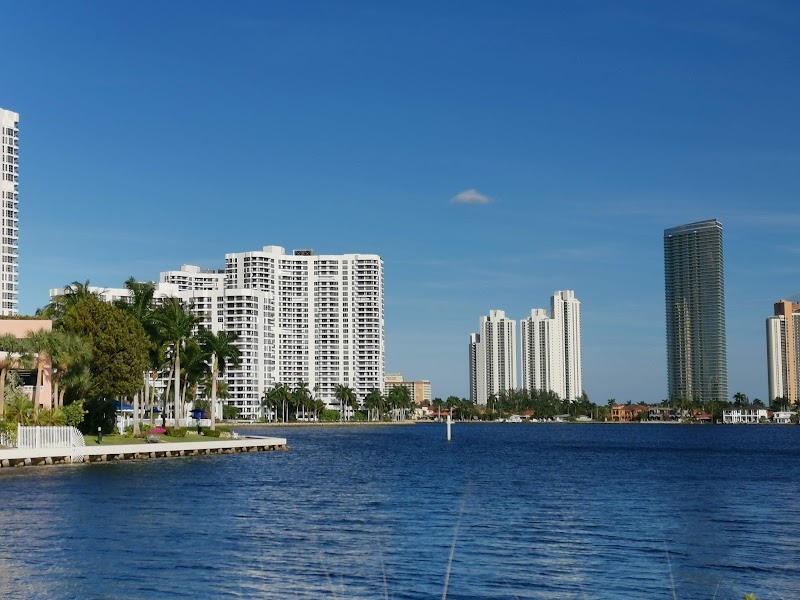 Aventura Center