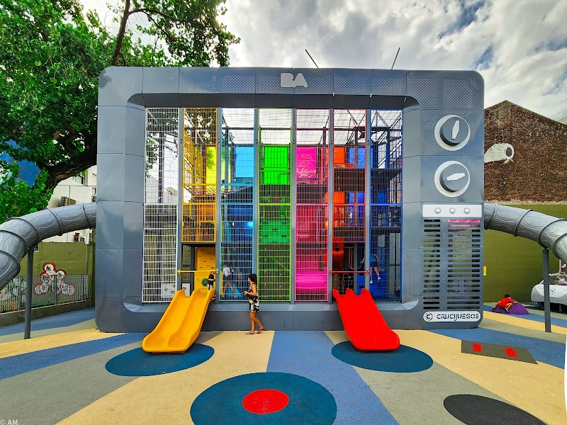 Plaza Colegiales