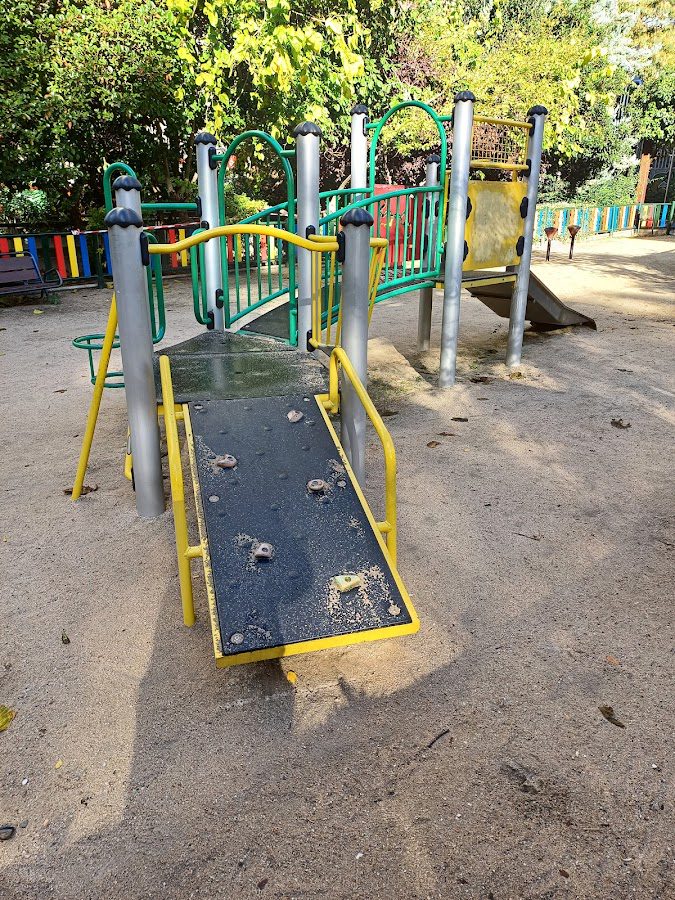 Parque infantil Brasil 23