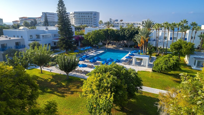 Aliathon Resort