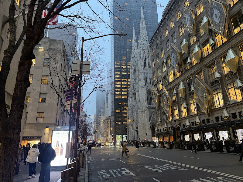 5th Ave