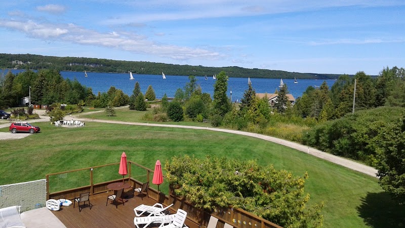 Waterview On The Bay
