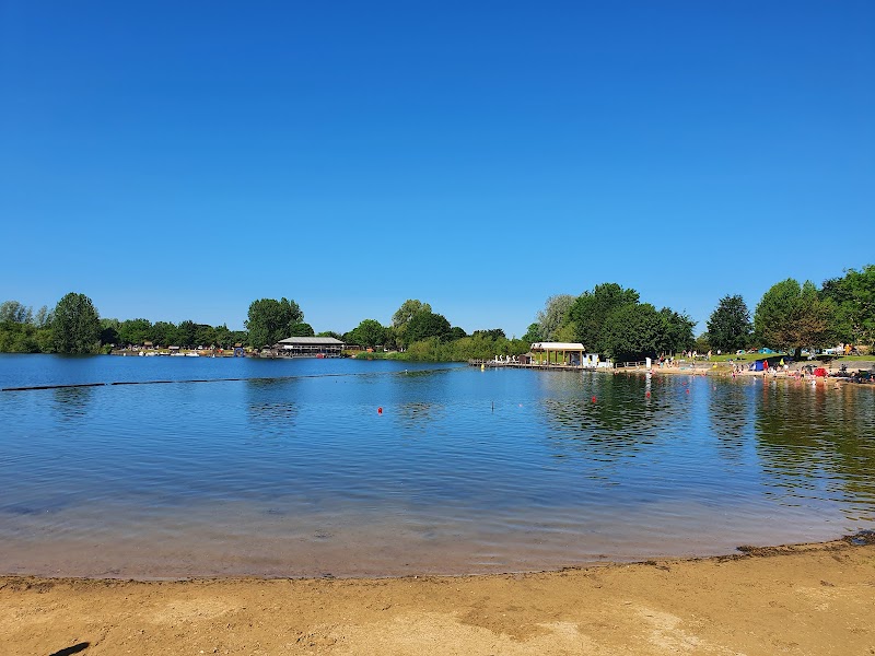 Cotswold Country Park & Beach