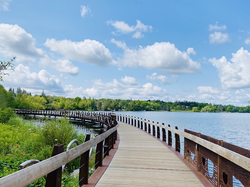 Lake Wilcox Park