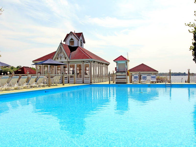 Fern Resort