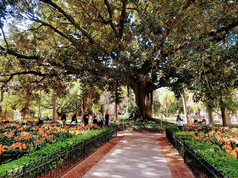 Plaza Intendente Casares - CABA