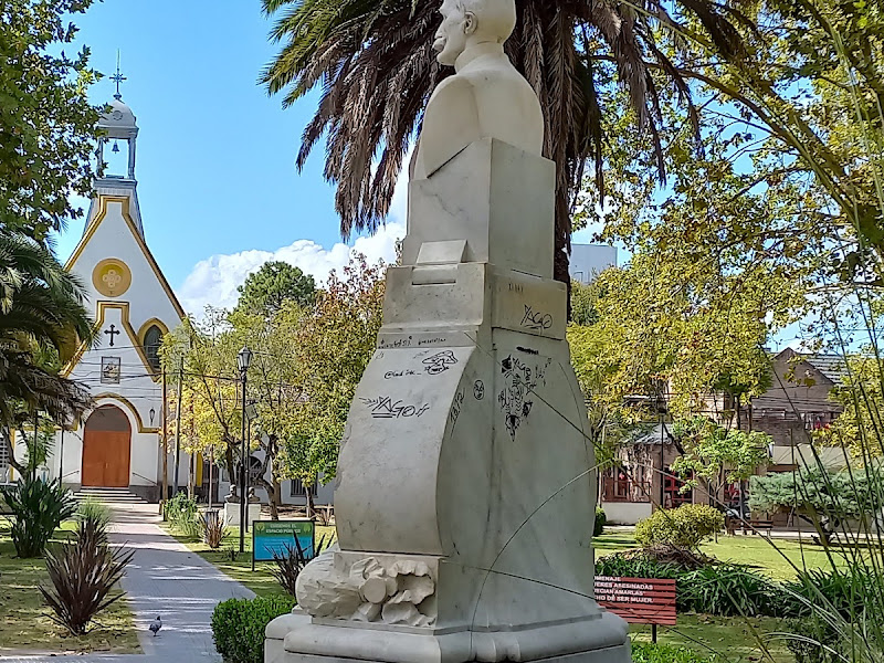 Plaza Emilio Mitre