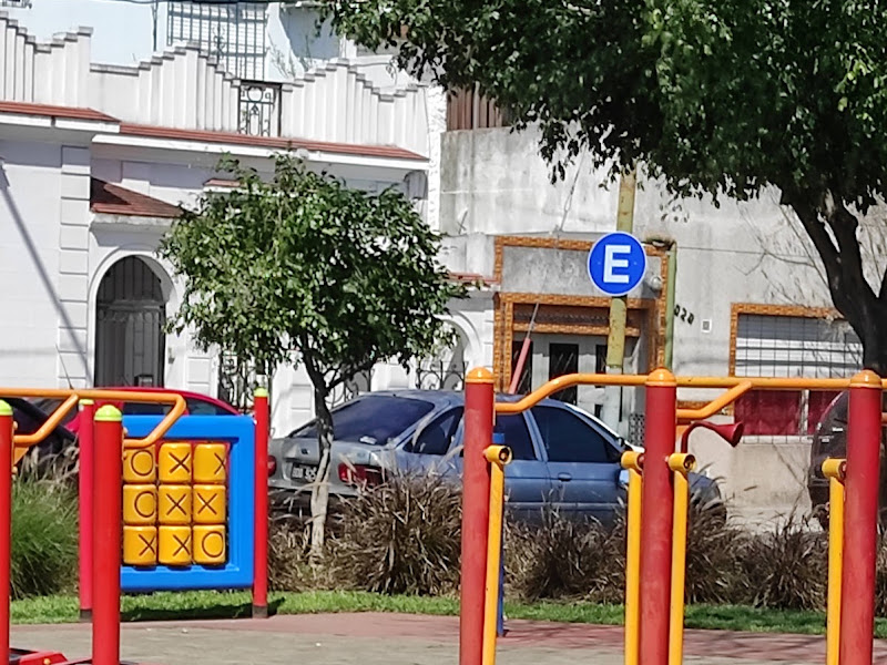 Plazoleta Dr. Salvador Mazza
