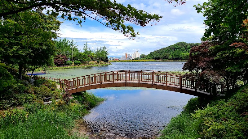 Seolbong Park