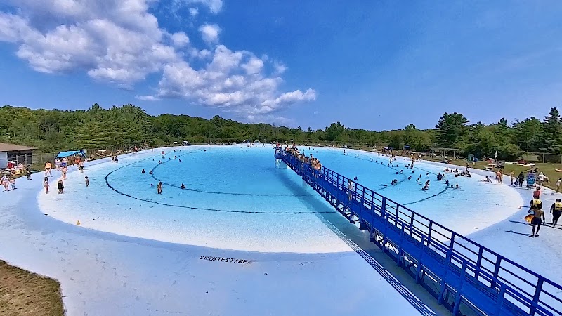 Byng Island Swimming Pool