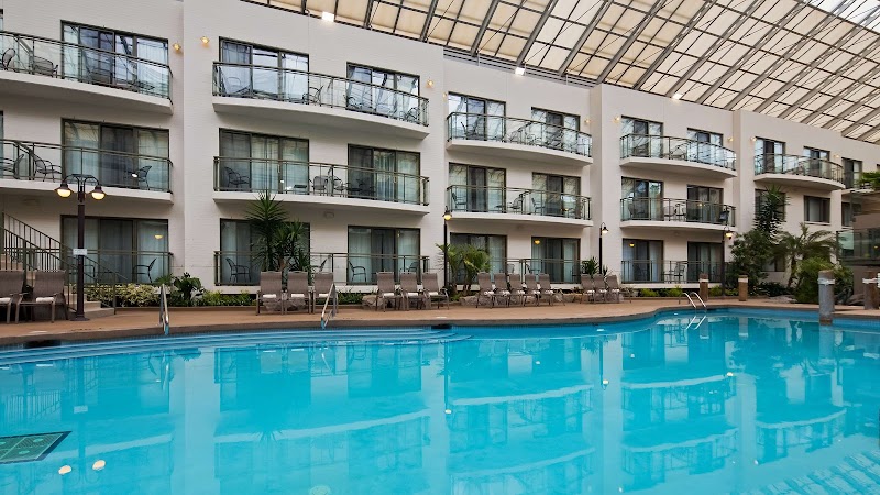 Best Western Plus Lamplighter Inn & Conference Centre