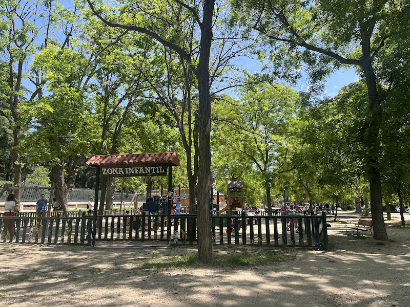 Zona juegos infantiles