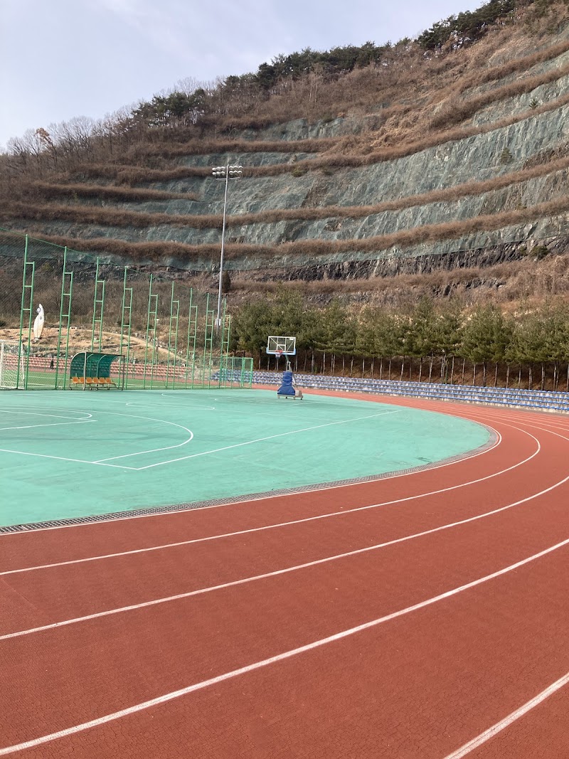 삼계근린공원 내서운동장