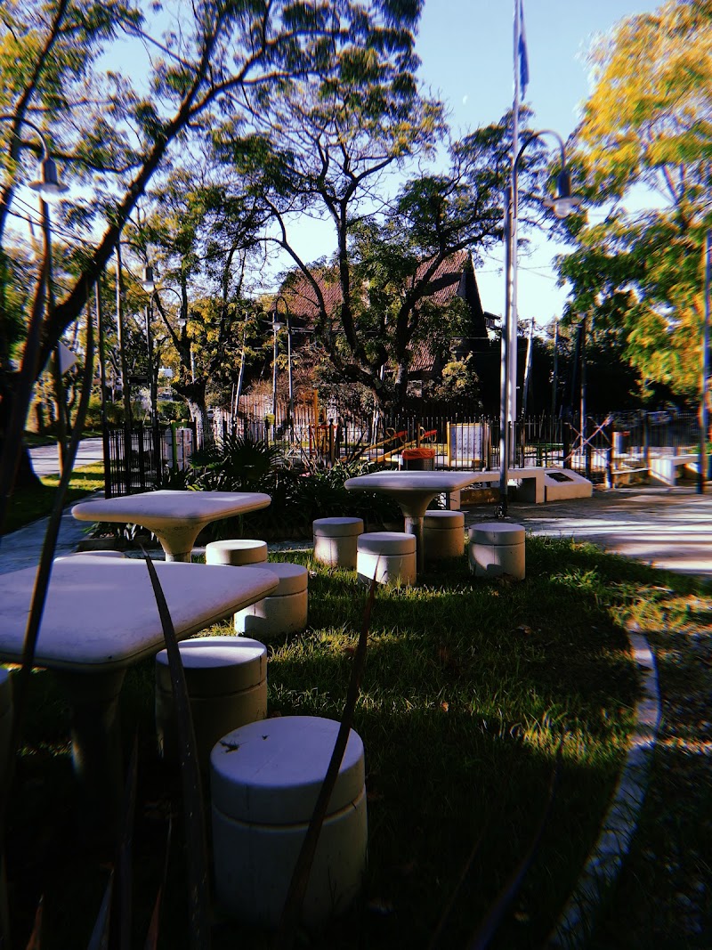 Plazoleta Itacumbú