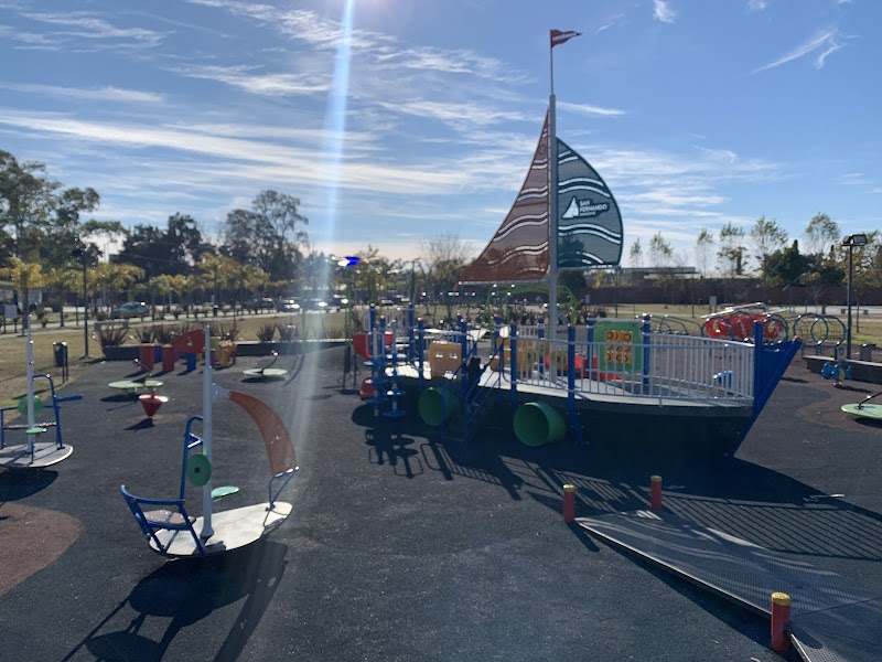 Parque Del Bicentenario De La Independencia