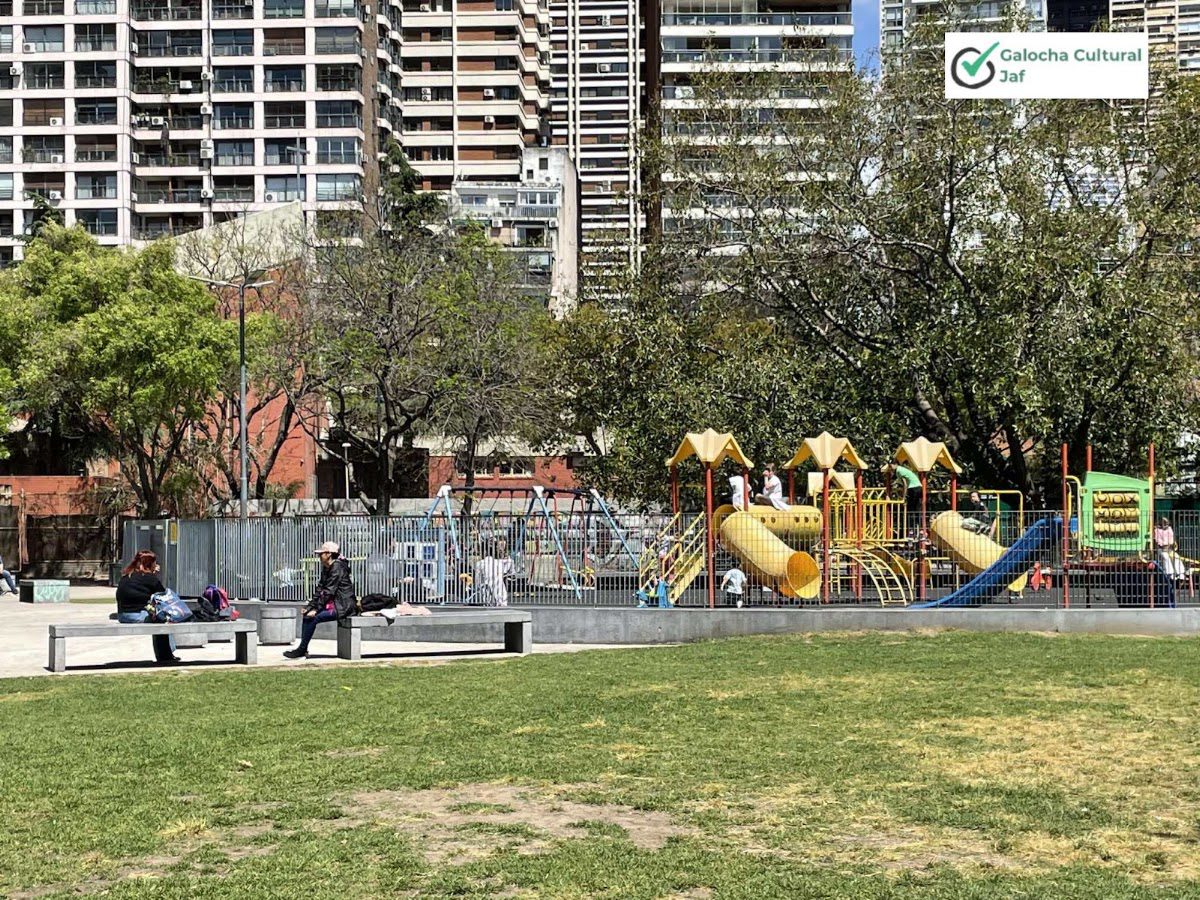 Plaza Juegos Niños hasta 4 años-Plaza Las Heras