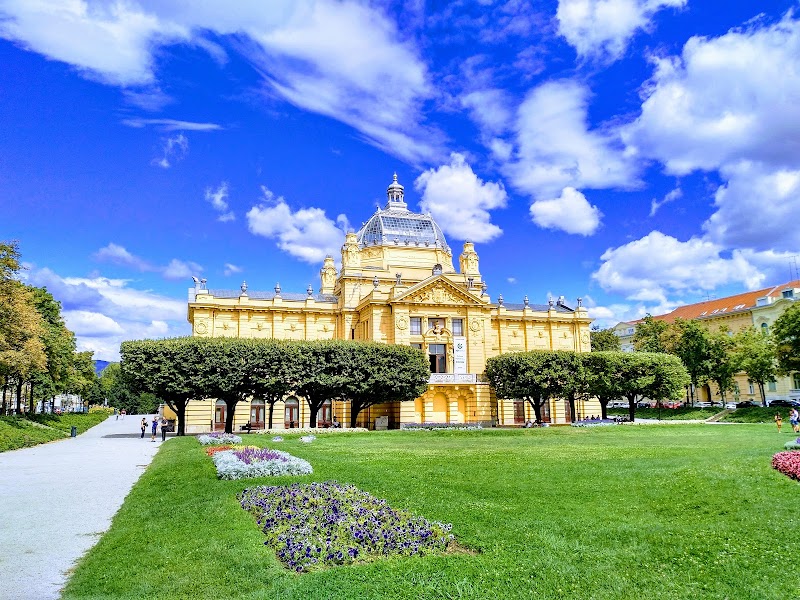 King Tomislav Square