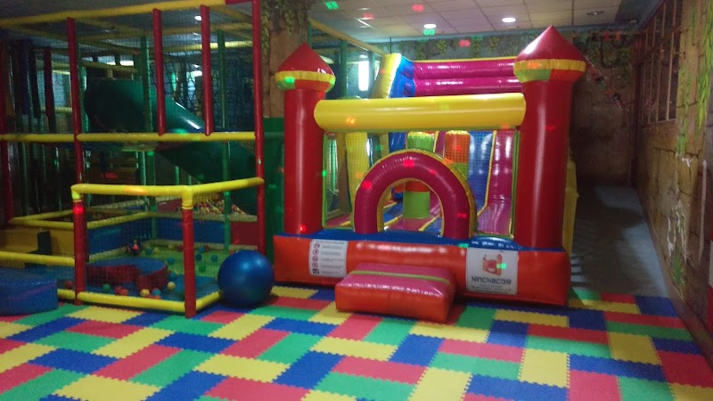 Parque de Bolas. MAGIC LAND