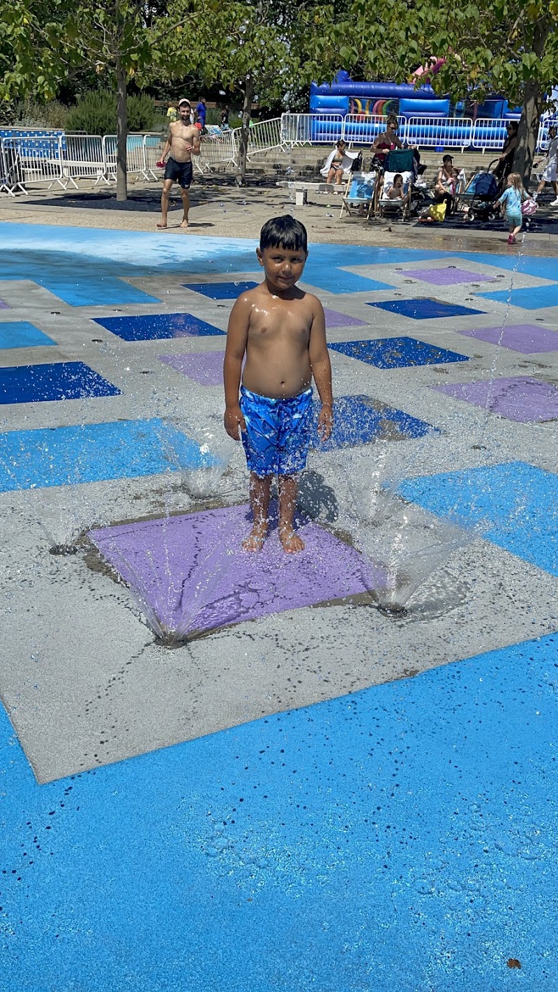 Barking Splash Park