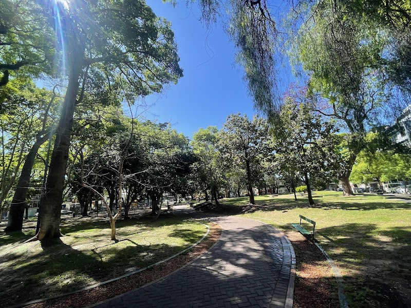 Plaza Mackenna.