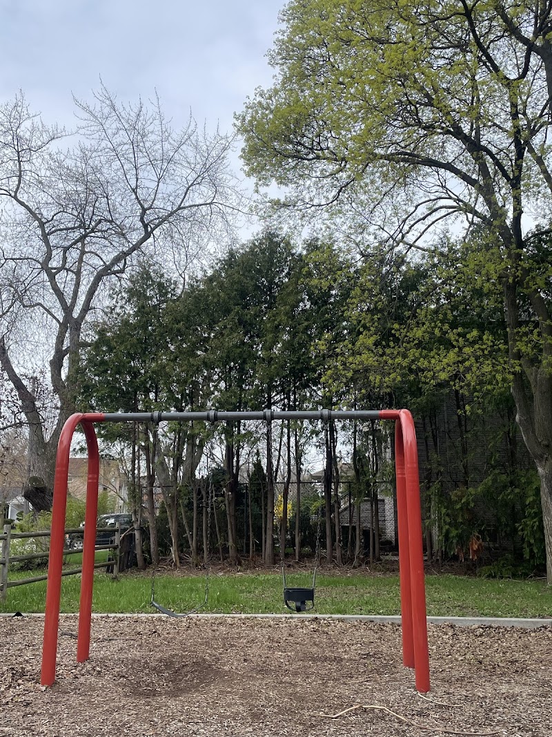 Empress Tot Lot