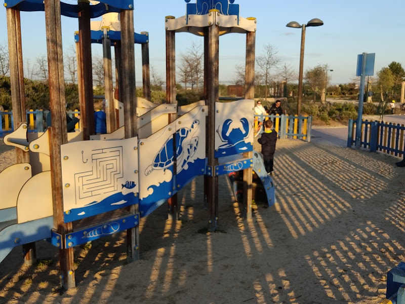Área de juegos infantiles