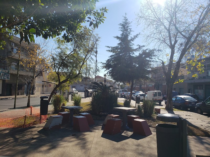 Plazoleta Homero Manzi