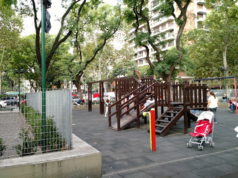 Plaza Rafael Hernández