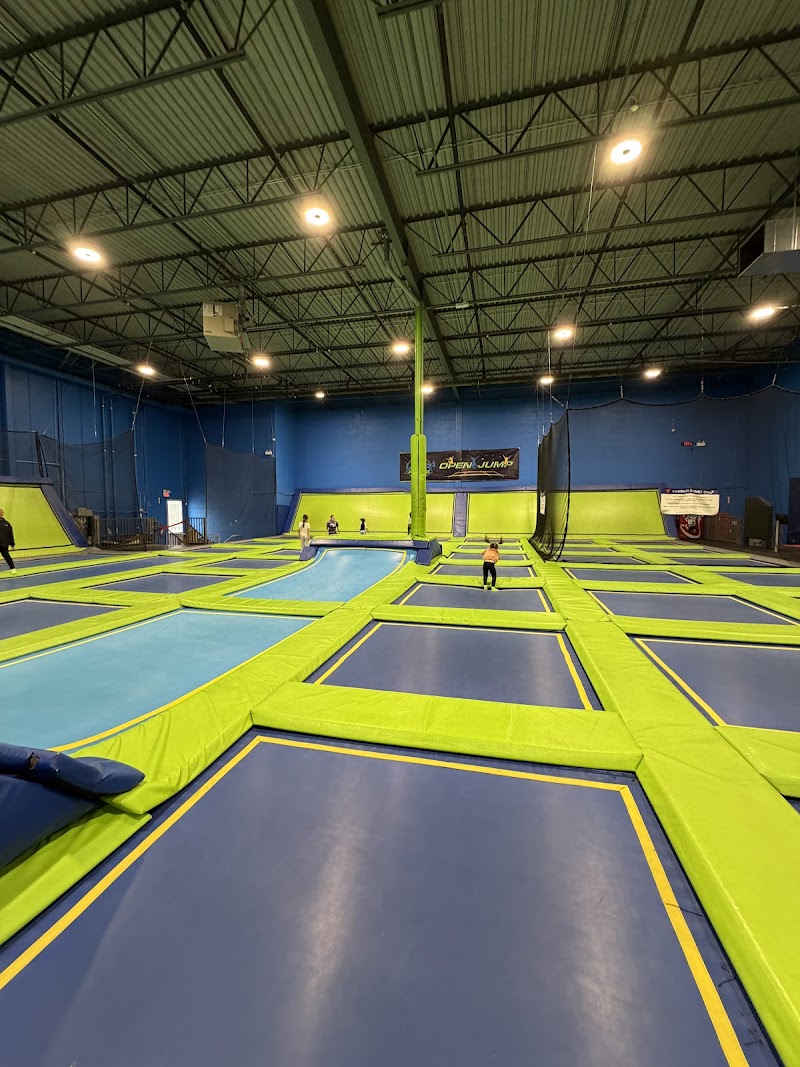 Air Riderz Mississauga - Kids Indoor Playground & Birthday Party Place