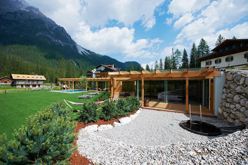 Hotel Dolomitenhof