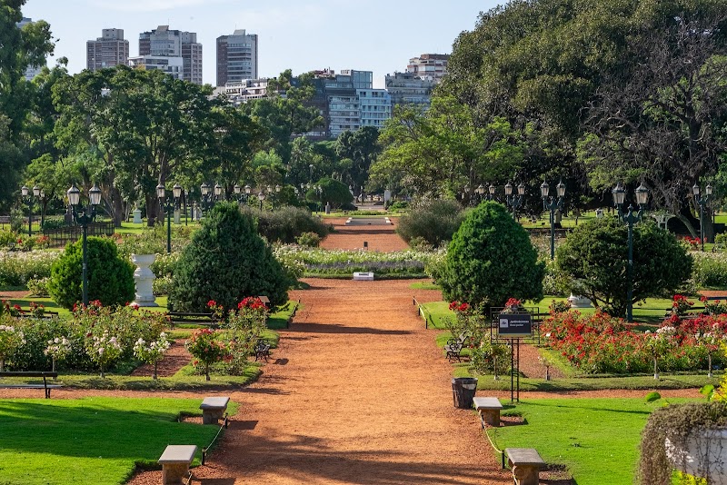Paseo El Rosedal